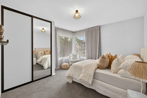 Photo of property in 15 Oakfield Street, Burnside, Christchurch, 8053