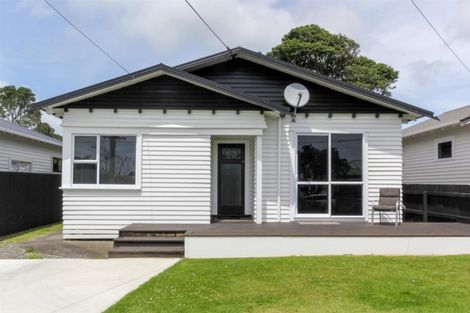 Photo of property in 168 Lemon Street, Strandon, New Plymouth, 4312