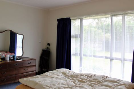 Photo of property in 424 High Street South, Carterton, 5713