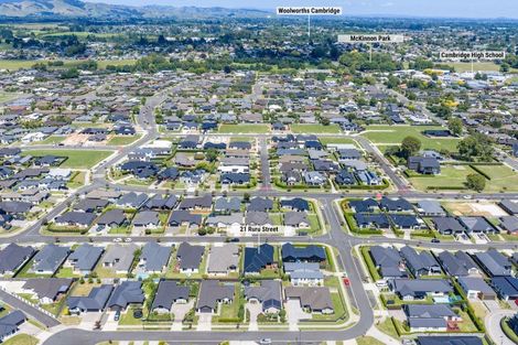 Photo of property in 21 Ruru Street, Cambridge, 3434