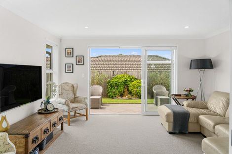 Photo of property in 20 Fearnley Grove, Pyes Pa, Tauranga, 3112