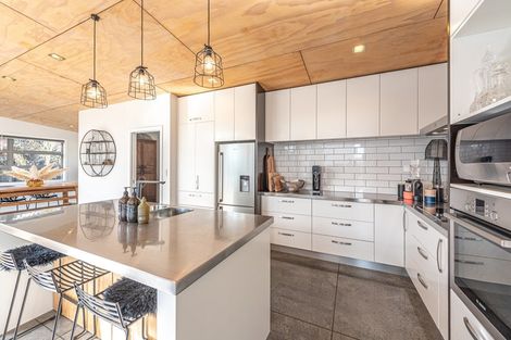 Photo of property in 9 Lithgow Drive, Otamatea, Whanganui, 4500