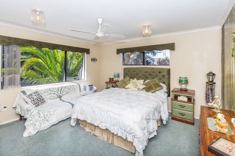 Photo of property in 26 Tironui Terrace, Western Heights, Hamilton, 3200