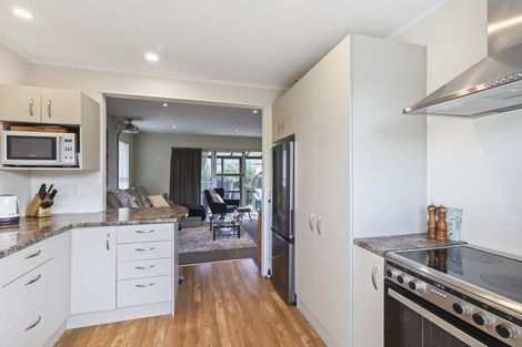 Photo of property in 2/500 Harewood Road, Harewood, Christchurch, 8051