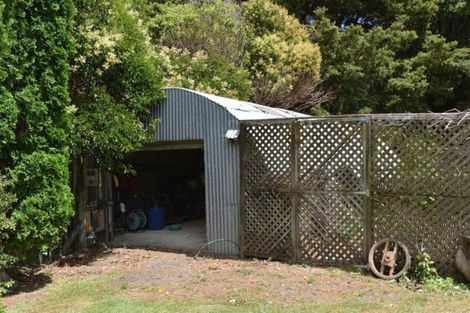 Photo of property in 60 Owhiwa Road, Parua Bay, Onerahi, 0192