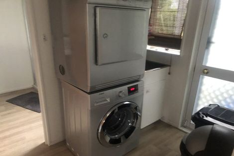 Photo of property in 89 Gossamer Drive, Pakuranga Heights, Auckland, 2010