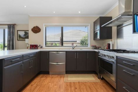 Photo of property in 7 Olive Close, Omokoroa, 3114