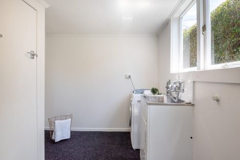 Photo of property in 42 Matipo Road, Mairangi Bay, Auckland, 0630