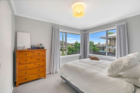 Photo of property in 19 Horton Place, Avondale, Christchurch, 8061