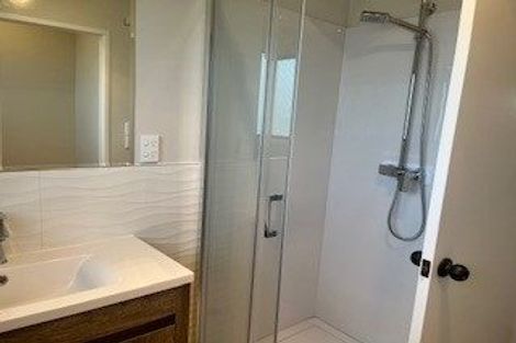 Photo of property in 1/40c West Coast Road, Glen Eden, Auckland, 0602