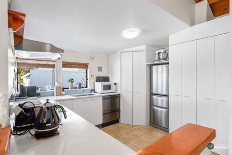 Photo of property in 30a Connaught Terrace, Brooklyn, Wellington, 6021