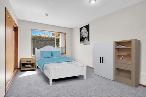 Photo of property in 9 Elmtree Close, Parklands, Christchurch, 8083