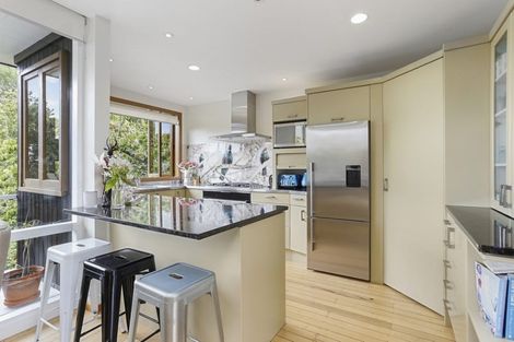 Photo of property in 10 Sandford Street, Campbells Bay, Auckland, 0630