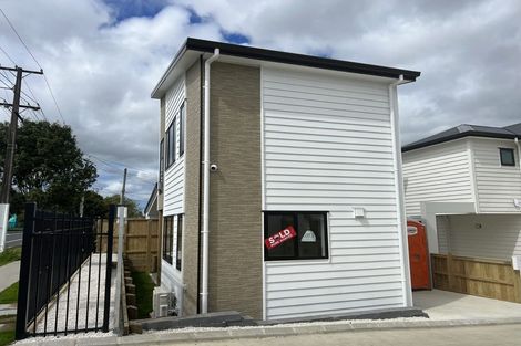 Photo of property in 2 Matukutureia Lane, Manurewa, Auckland, 2102