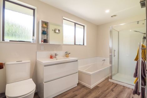 Photo of property in 28 Main South Road, Concord, Dunedin, 9018