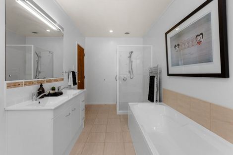 Photo of property in 29 Tauroa Road, Havelock North, 4130