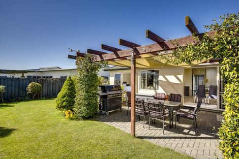 Photo of property in 5 Waimea Way, Poraiti, Napier, 4112
