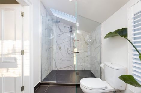 Photo of property in 380 Hardy Street East, Maitai, Nelson, 7010