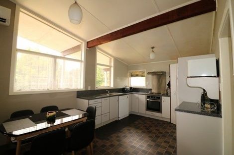 Photo of property in 7 Oxford Street, Tirau, 3410