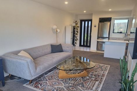 Photo of property in 4/45 Vera Road, Te Atatu South, Auckland, 0610