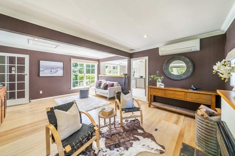 Photo of property in 23/25 Elmslie Road, Pinehaven, Upper Hutt, 5371