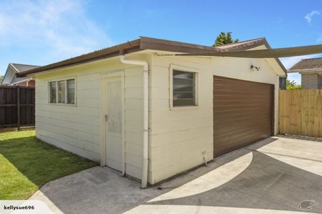 Photo of property in 14 Oakfield Crescent, Pukete, Hamilton, 3200