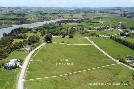 Photo of property in 208 Mountain Road, Maungaturoto, 0587