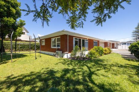 Photo of property in 394c Devonport Road, Tauranga South, Tauranga, 3112