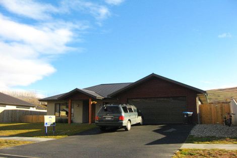 Photo of property in 27 Mavora Road, Lake Hayes, Queenstown, 9304