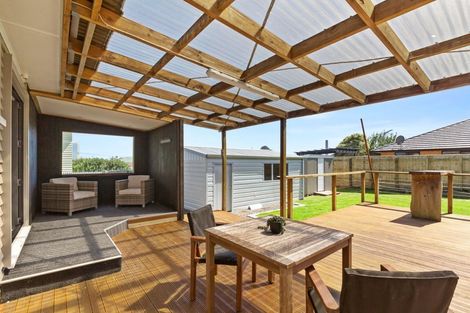 Photo of property in 163 Ngamotu Road, Spotswood, New Plymouth, 4310