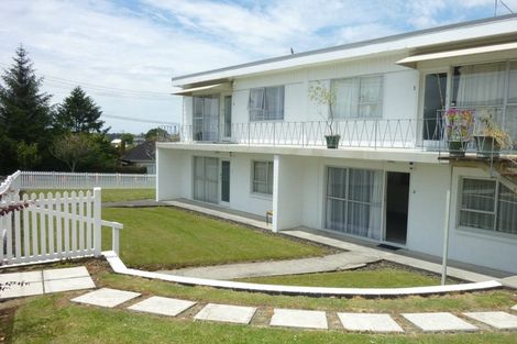 Photo of property in 5/15 Lloyd Avenue, Mount Albert, Auckland, 1025