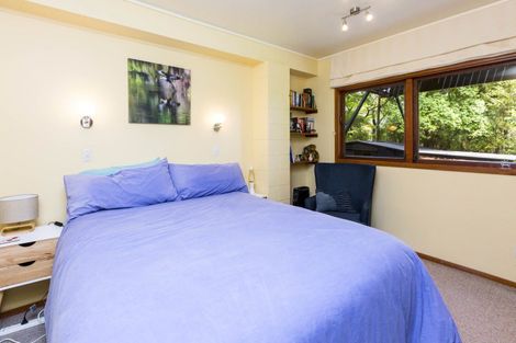 Photo of property in 24 Freemans Way, Pinehaven, Upper Hutt, 5019