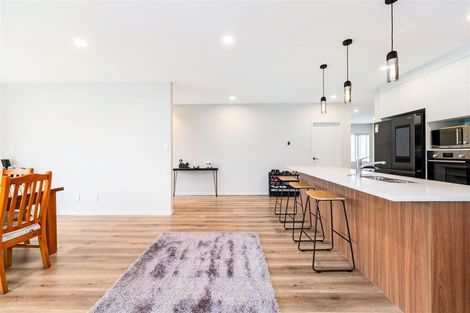 Photo of property in 112 Parkview Drive, Gulf Harbour, Whangaparaoa, 0930