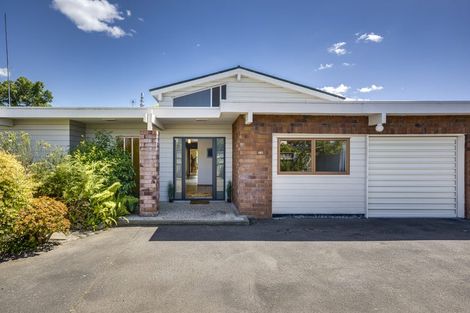 Photo of property in 16 Ngarimu Crescent, Taradale, Napier, 4112