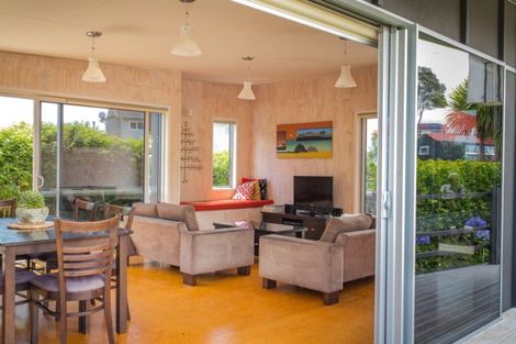 Photo of property in 36b Tasman Parade, Oakura, 4314