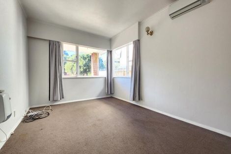 Photo of property in 5a Randwick Road, Northland, Wellington, 6012