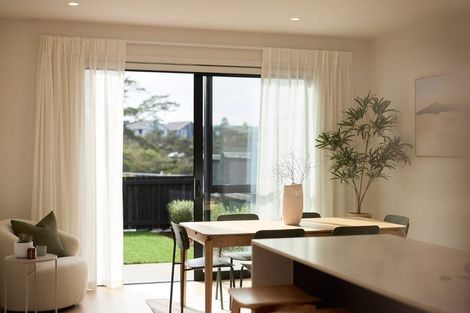 Photo of property in 9 Golden Fall Road, Hobsonville, 0616