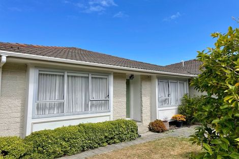 Photo of property in 71a Percy Dyett Drive, Karori, Wellington, 6012