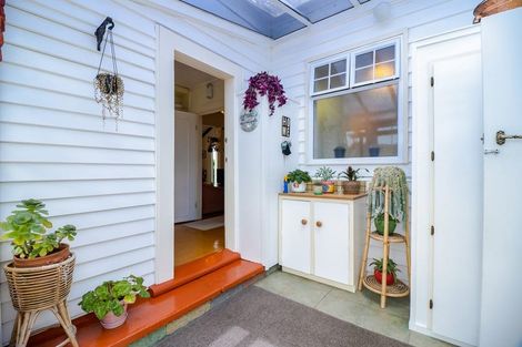 Photo of property in 53 Fantham Street, Hawera, 4610