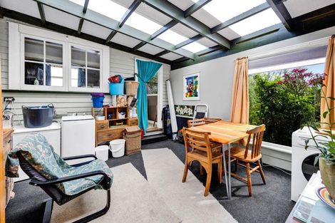 Photo of property in 77 Kapuni Street, Manaia, 4612