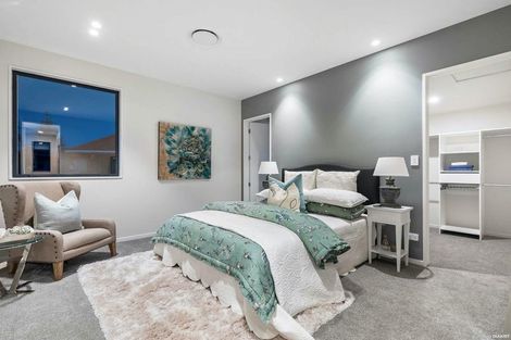 Photo of property in 4a The Parade, Bucklands Beach, Auckland, 2012