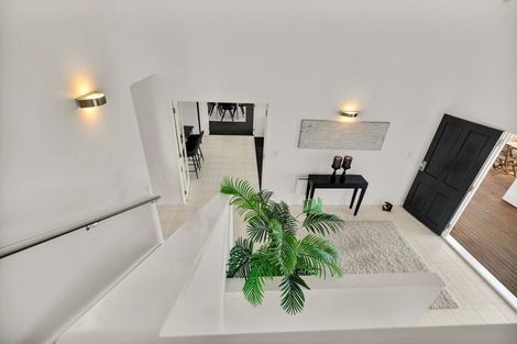 Photo of property in 11 The Close, Greenhithe, Auckland, 0632