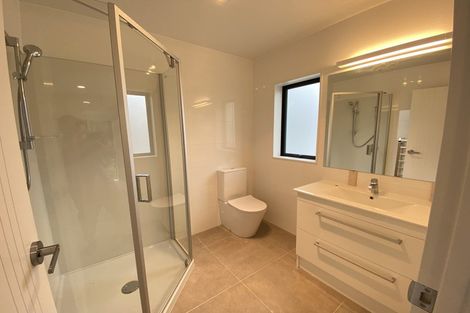 Photo of property in 8 Tagish Way, Orewa, 0931