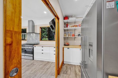 Photo of property in 505 Aorere Road, Ararata, Eltham, 4399