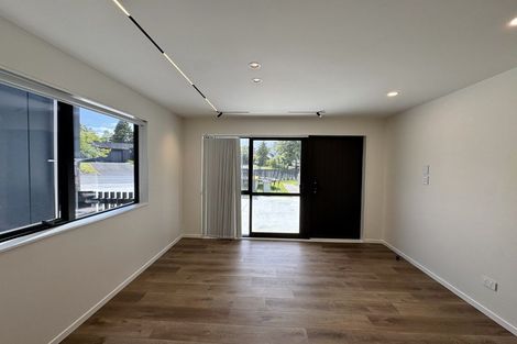 Photo of property in 40c Centorian Drive, Windsor Park, Auckland, 0632