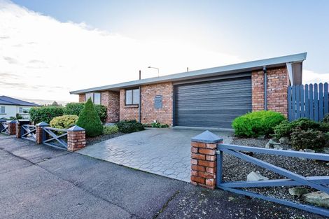 Photo of property in 44 Newcastle Street, Windsor, Invercargill, 9810
