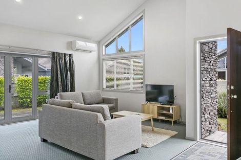 Photo of property in 23 Parata Street, Two Mile Bay, Taupo, 3330