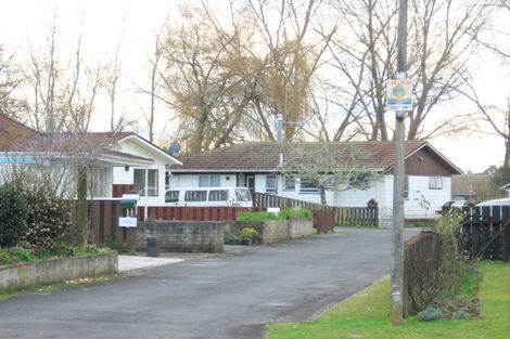 Photo of property in 11 Krippner Place, Dinsdale, Hamilton, 3204