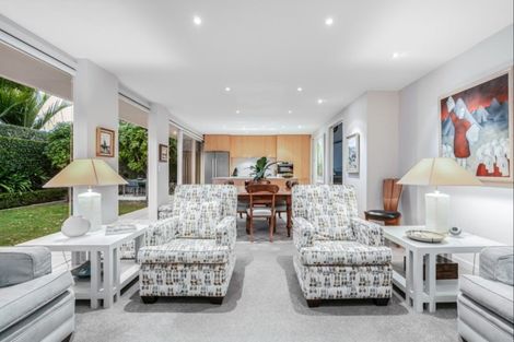 Photo of property in 5f Church Street, Devonport, Auckland, 0624