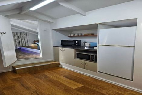 Photo of property in 36 Rame Road, Greenhithe, Auckland, 0632